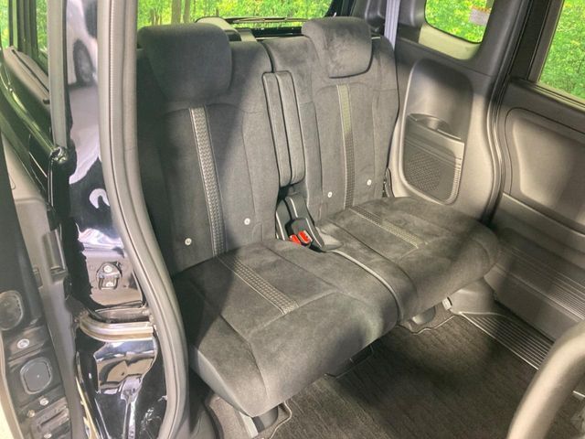 HONDA N BOX CUSTOM 2022 Image 31