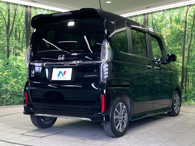 HONDA N BOX CUSTOM 2022 Image 31