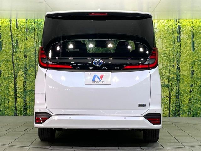 TOYOTA NOAH HYBRID 2024 Image 31