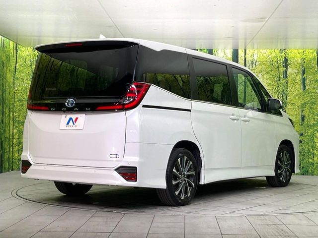 TOYOTA NOAH HYBRID 2024 Image 31