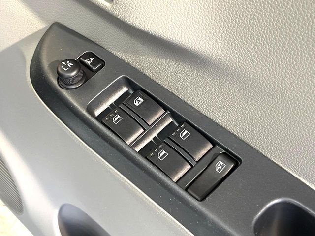 DAIHATSU MIRA E:S 2013 Image 31