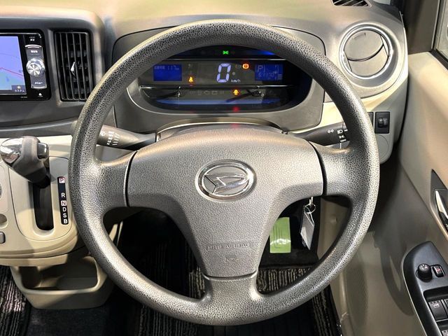 DAIHATSU MIRA E:S 2013 Image 31