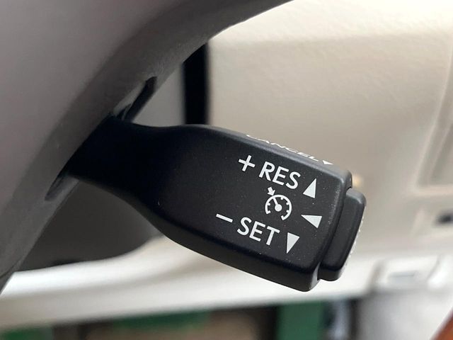 TOYOTA LEXUS LS460 2013 Image 31