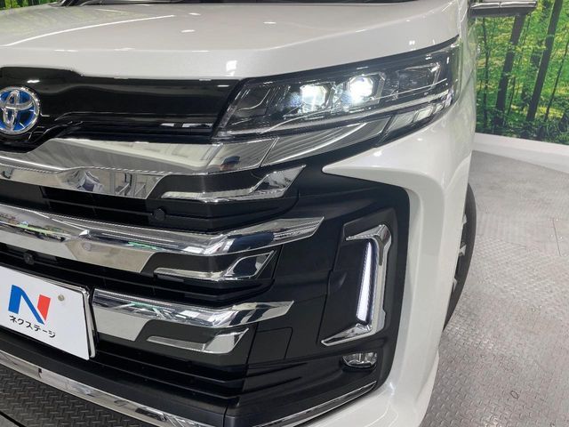TOYOTA NOAH HYBRID 2023 Image 31