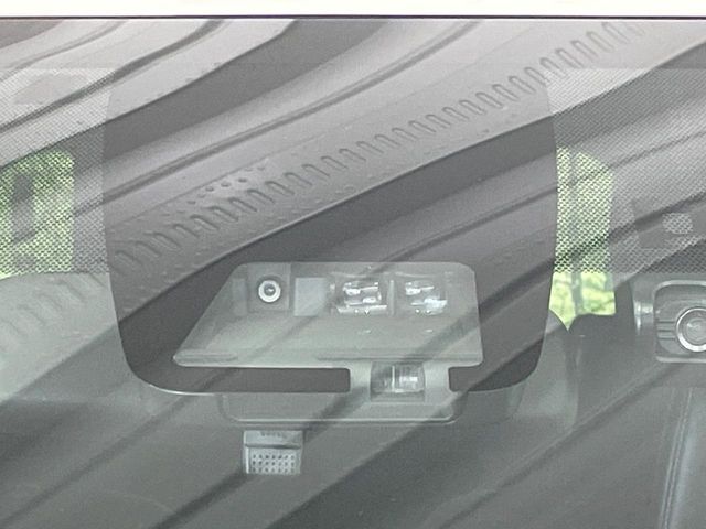 TOYOTA NOAH 2017 Image 31