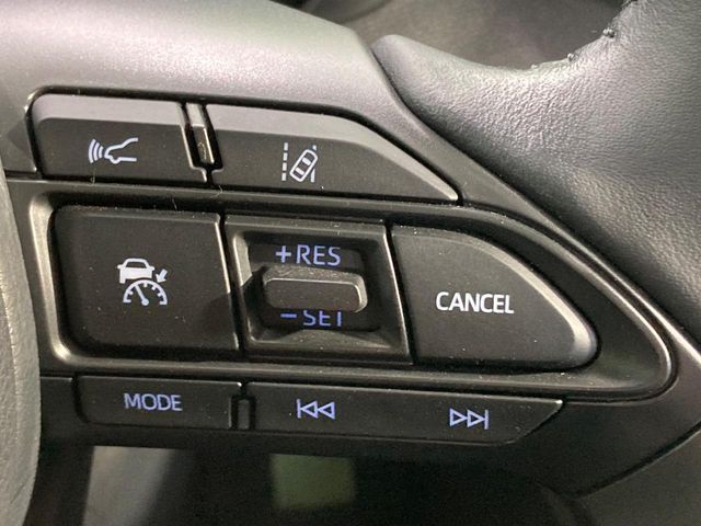 TOYOTA YARIS CROSS HYBRID 2021 Image 31