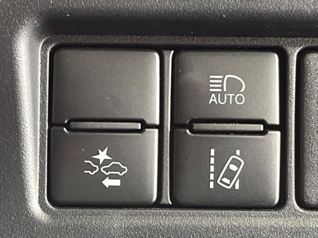 TOYOTA ESQUIRE 2019 Image 31