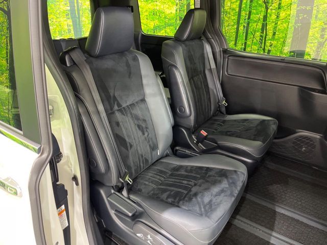 TOYOTA ESQUIRE 2019 Image 31