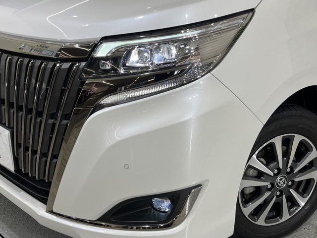 TOYOTA ESQUIRE 2019 Image 31