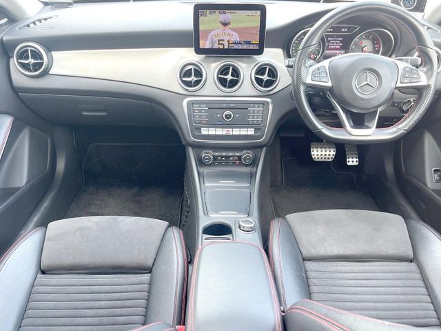 MERCEDES BENZ CLA SH 2018 Image 31