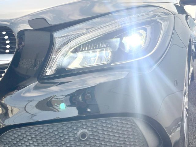 MERCEDES BENZ CLA SH 2018 Image 31