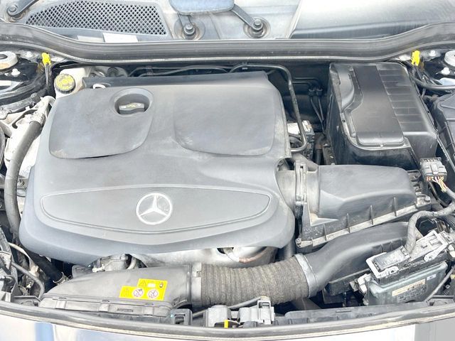 MERCEDES BENZ CLA SH 2018 Image 31