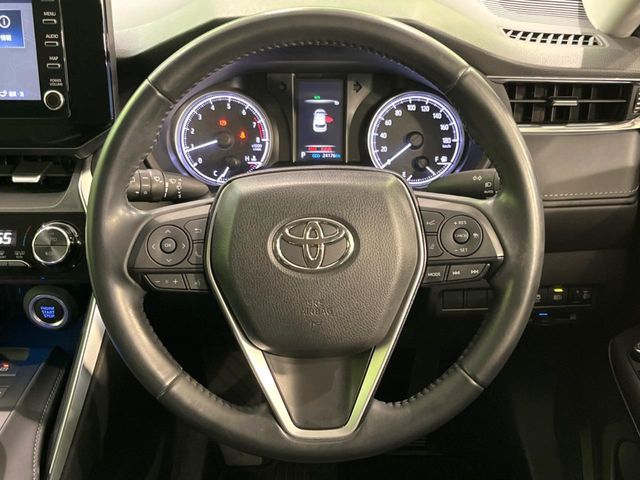 TOYOTA HARRIER 2WD 2021 Image 31