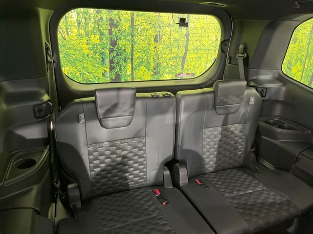 TOYOTA VOXY 2022 Image 31