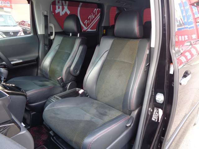 TOYOTA VELLFIRE 2014 Image 31