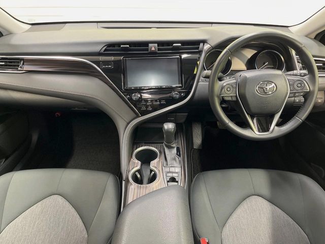 TOYOTA CAMRY HYBRID 2017 Image 31