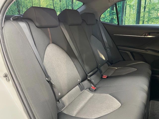 TOYOTA CAMRY HYBRID 2017 Image 31