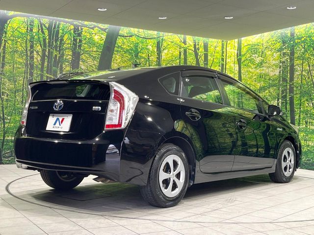 TOYOTA PRIUS 2013 Image 31