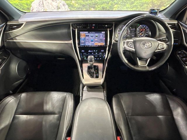 TOYOTA HARRIER 2WD 2017 Image 31