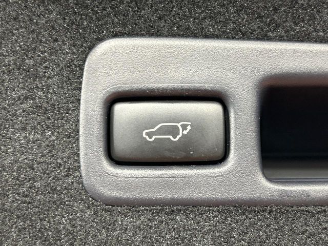 TOYOTA HARRIER 2WD 2017 Image 31