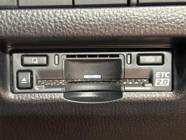 TOYOTA HARRIER 2WD 2023 Image 31