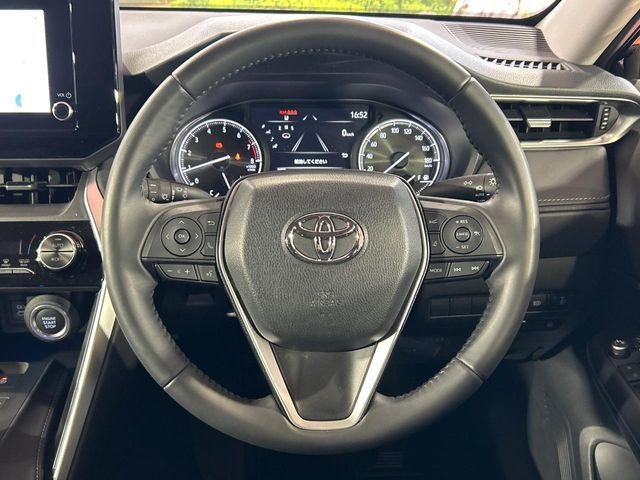 TOYOTA HARRIER 2WD 2023 Image 31