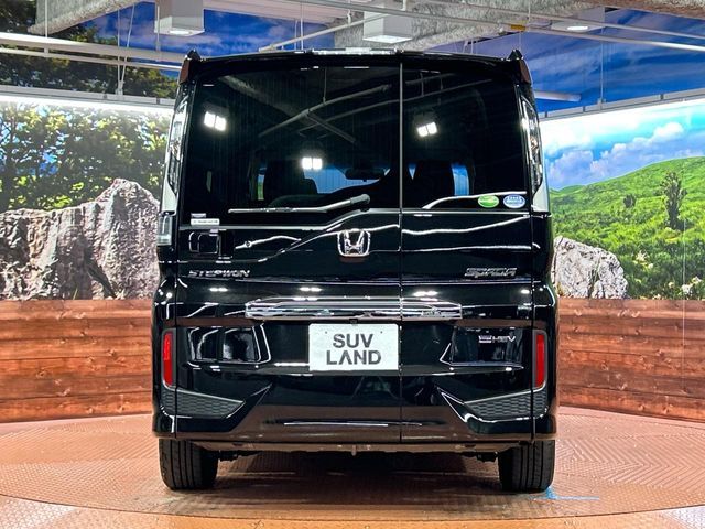 HONDA STEPWAGON E:HEV SPAD 2021 Image 31