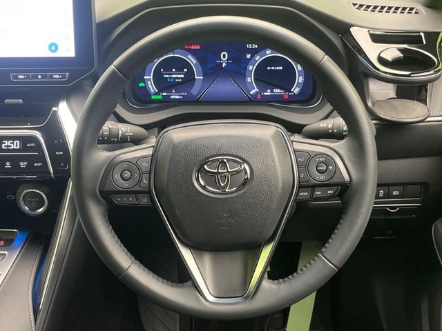 TOYOTA HARRIER HYBRID 2024 Image 31