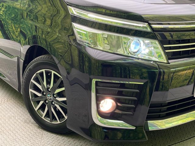 TOYOTA VOXY 2015 Image 31