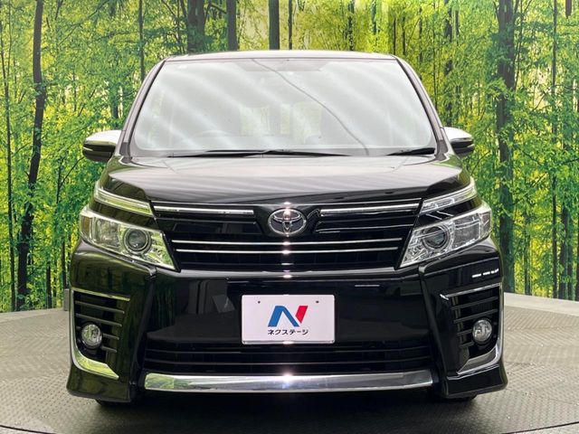 TOYOTA VOXY 2015 Image 31