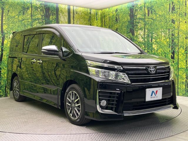 TOYOTA VOXY 2015 Image 31