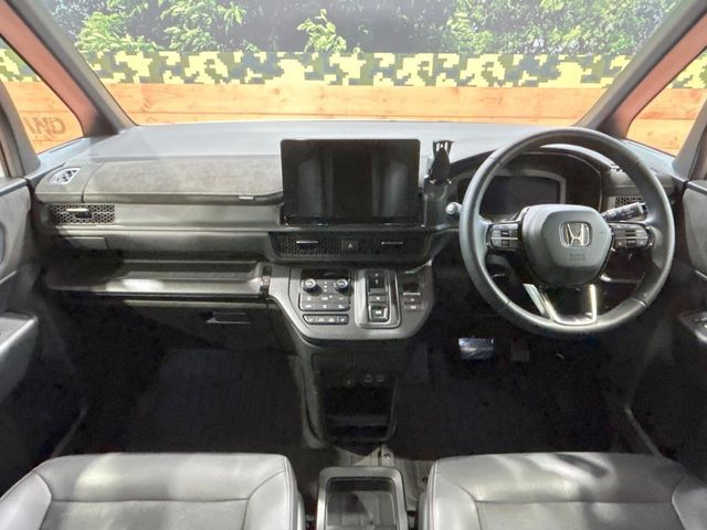 HONDA STEPWAGON E:HEV SPAD 2023 Image 31