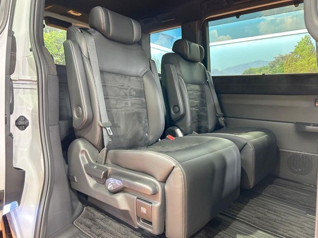 HONDA STEPWAGON E:HEV SPAD 2023 Image 31