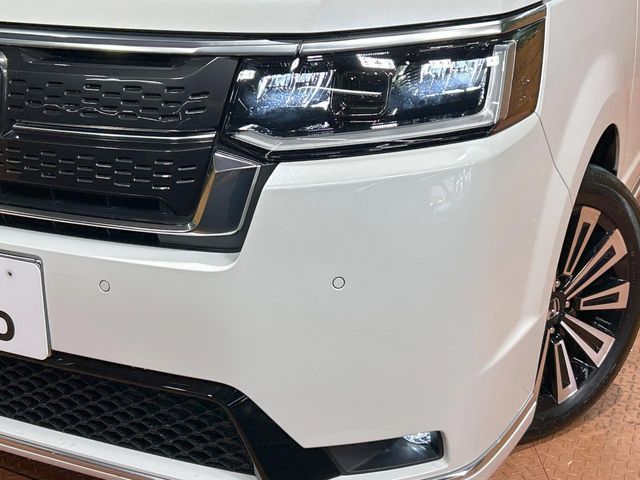 HONDA STEPWAGON E:HEV SPAD 2023 Image 31