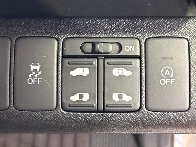 HONDA STEPWAGON SPADA 2014 Image 31