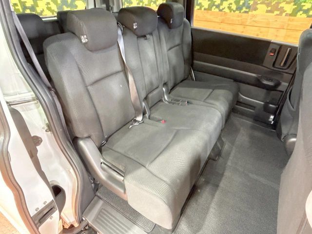 HONDA STEPWAGON SPADA 2014 Image 31