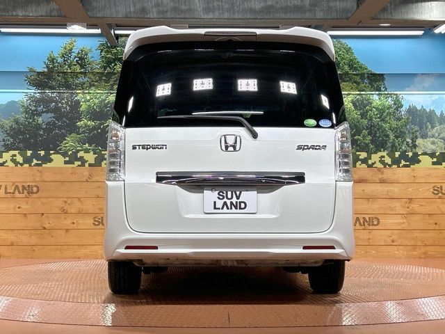 HONDA STEPWAGON SPADA 2014 Image 31
