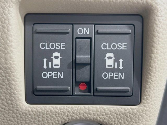 HONDA N BOX 2019 Image 31