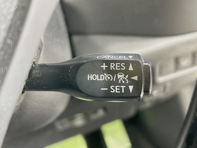 TOYOTA C-HR 2017 Image 31