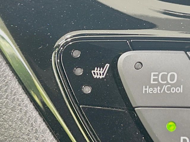 TOYOTA C-HR 2017 Image 31