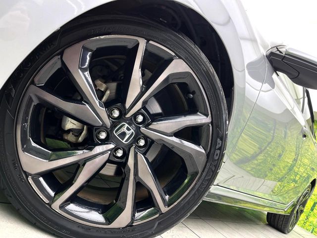 HONDA CIVIC HATCHBACK 2018 Image 31