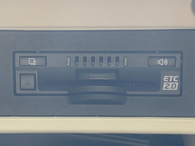 TOYOTA LANDCRUISER PRADO 2023 Image 31