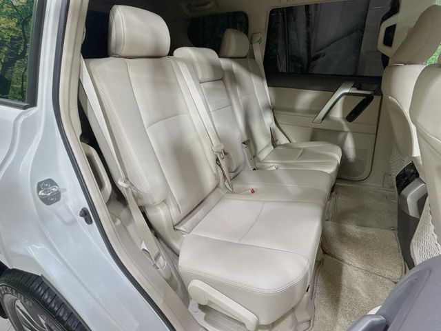 TOYOTA LANDCRUISER PRADO 2023 Image 31