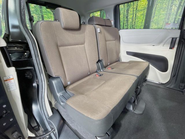 TOYOTA SIENTA 2017 Image 31