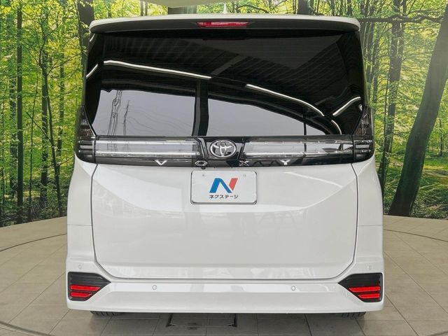 TOYOTA VOXY 2023 Image 31