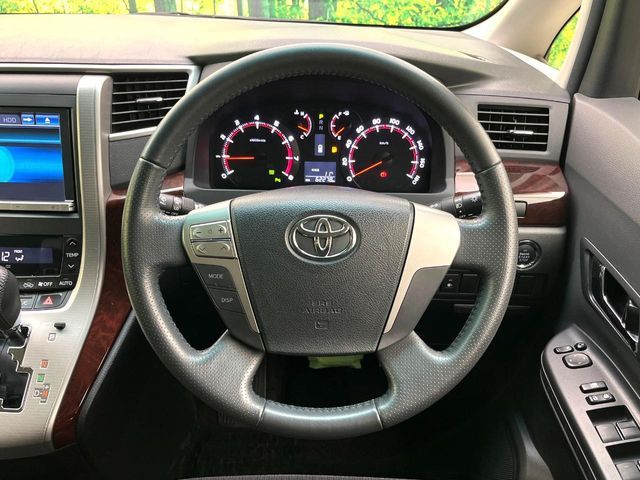 TOYOTA ALPHARD 2014 Image 31
