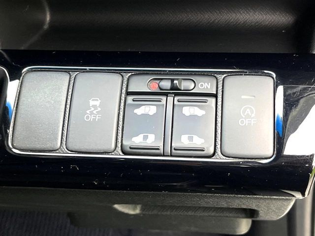 HONDA STEPWAGON SPADA 2013 Image 31