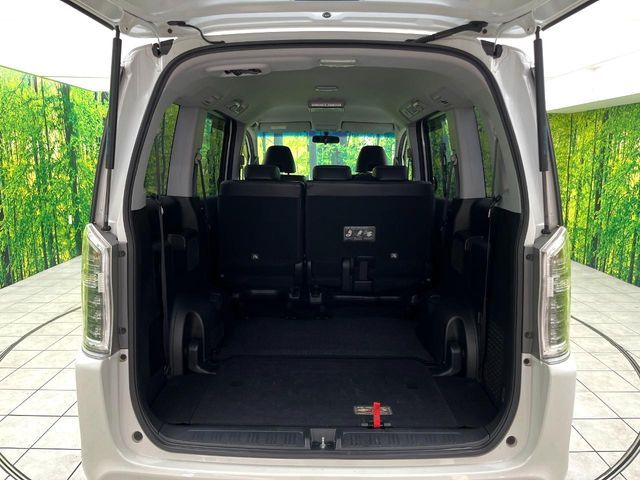 HONDA STEPWAGON SPADA 2013 Image 31