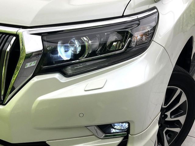 TOYOTA LANDCRUISER PRADO 2022 Image 31