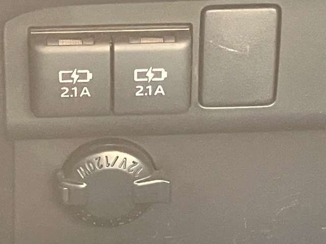 TOYOTA ESQUIRE HYBRID 2019 Image 31